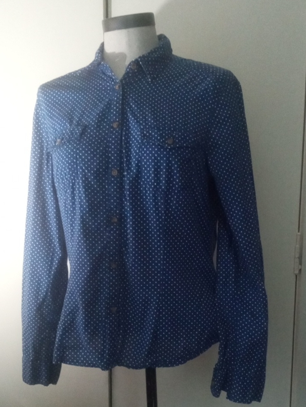 H&M Divided Navy and White Polka Dot Blouse Long Sleeve Button Down Size 12